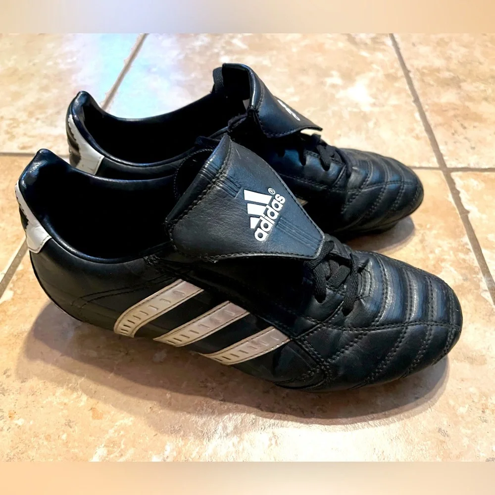Adidas TraXion Soccer Cleats Firm  Ground Black Gray Retro 2005 Big Boy 5.5_2